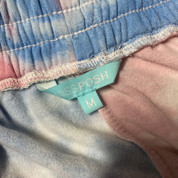 Miss Posh | M | Crop Top Hoodie and Shorts Tye Dye Comfy Set - Picture 9 of 11